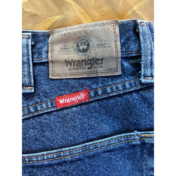 Wrangler Authentic Premium Blue Blue Jeans Classic Five-Pocket Zipper Fly 36x28 - Picture 3 of 6
